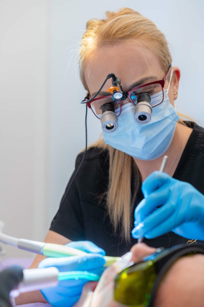 implant dentar cluj implantologie dr tomina