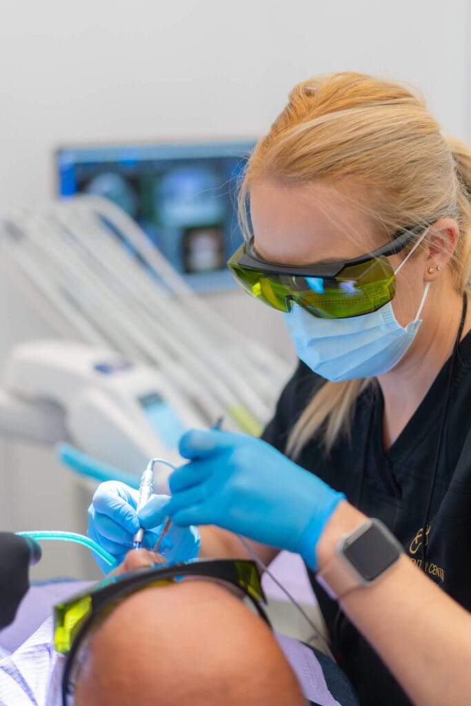 implant dentar cluj implantologie dr tomina